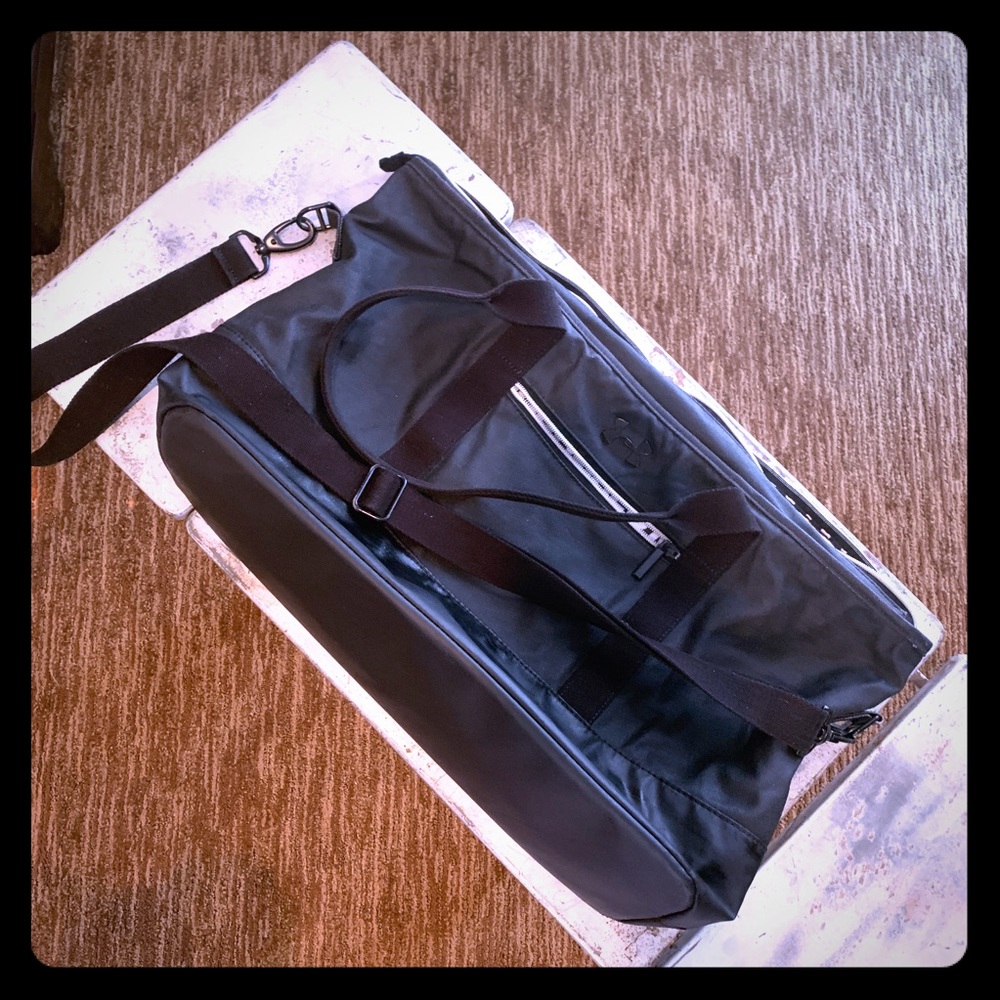 UNDER ARMOUR gym tote